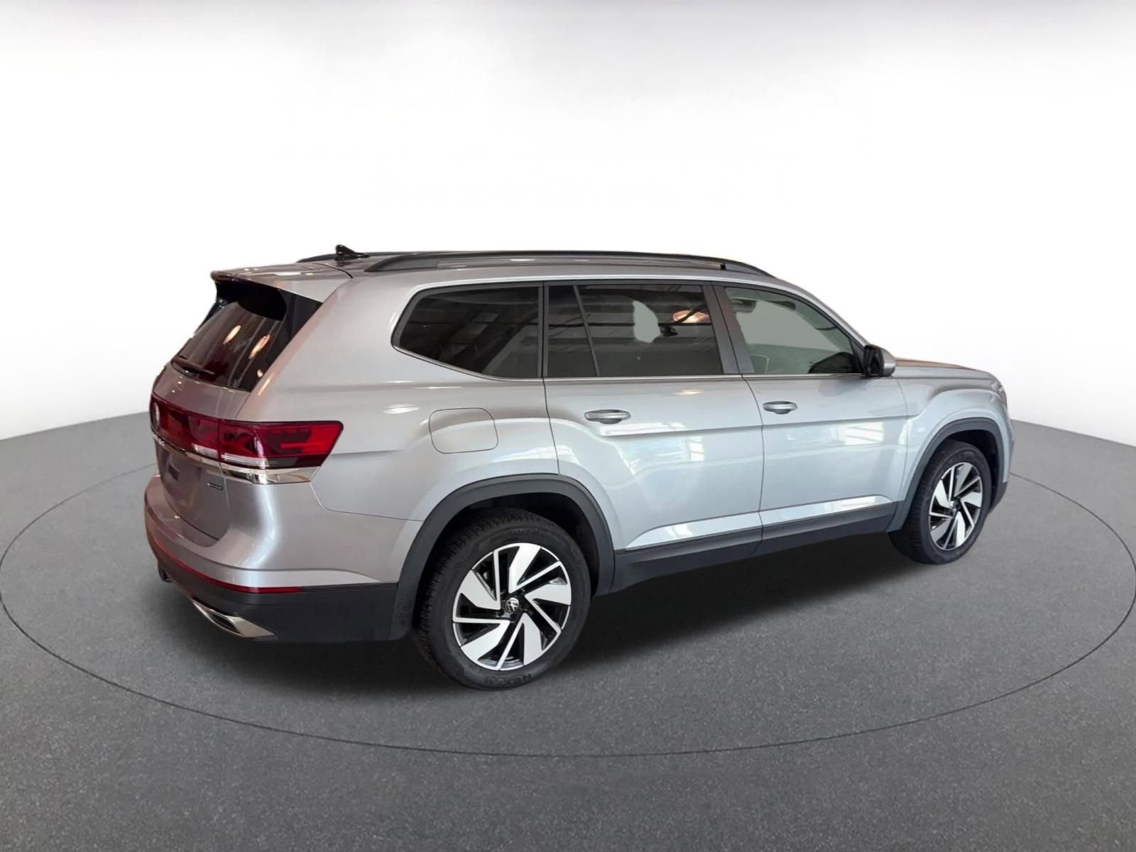 Thumbnail: 2025 Volkswagen Atlas - 14