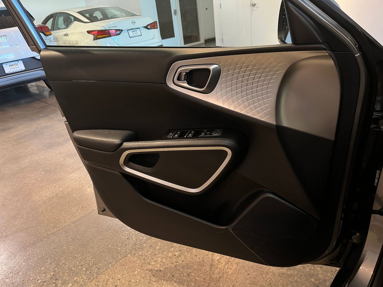 Thumbnail: 2025 Kia Soul - 18