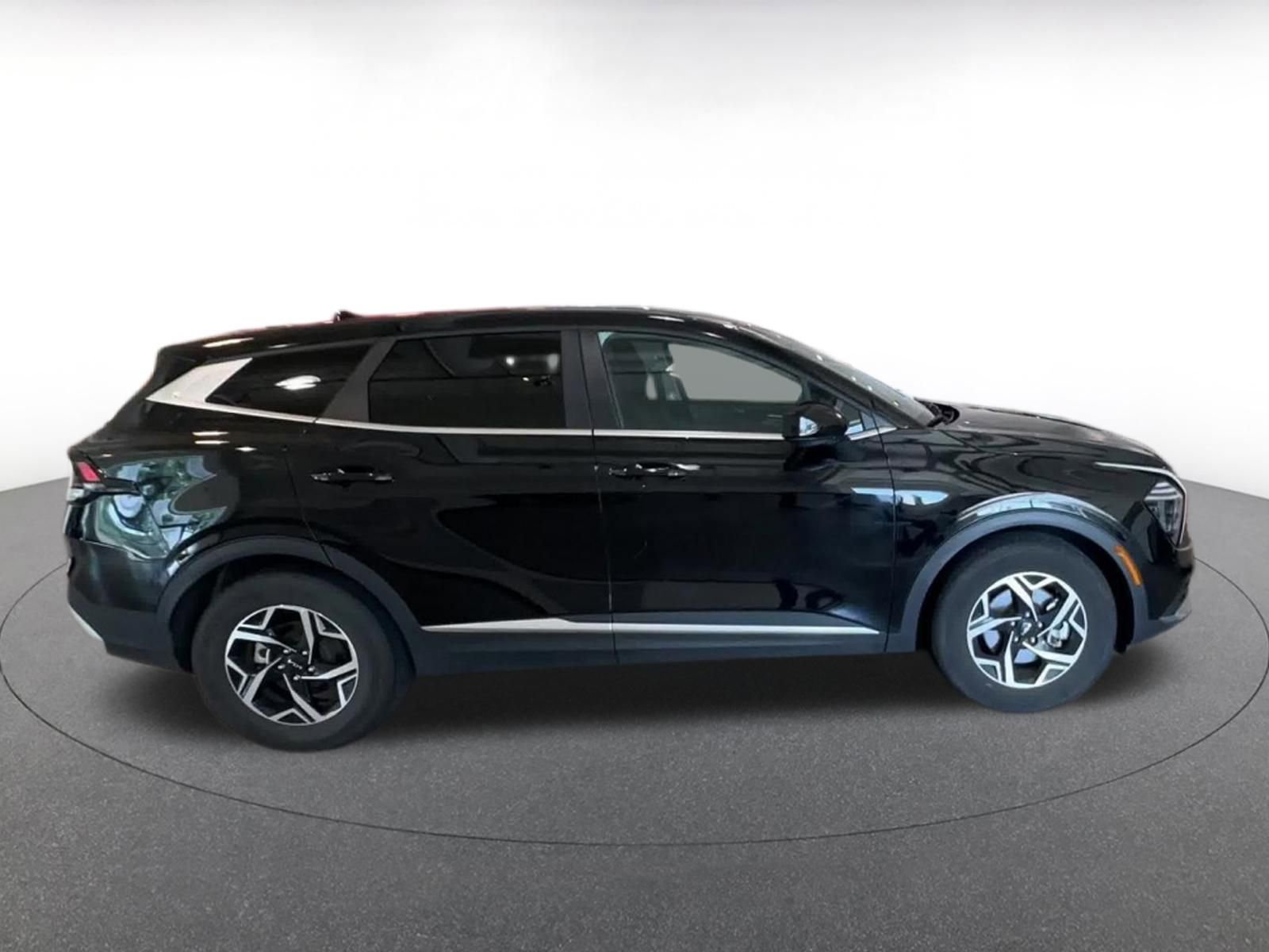 Thumbnail: 2025 Kia Sportage - 15