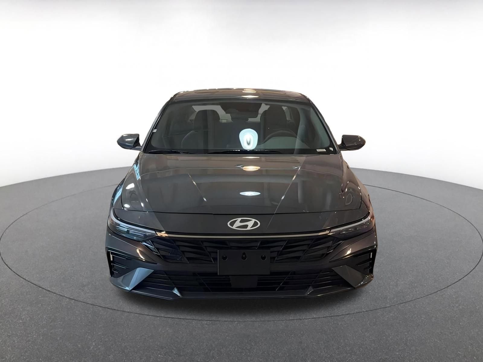 Thumbnail: 2025 Hyundai Elantra - 4