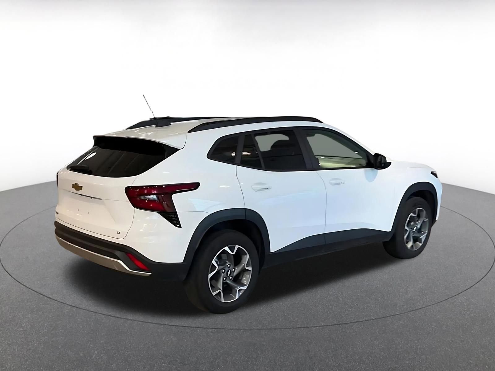 Thumbnail: 2025 Chevrolet Trax - 15