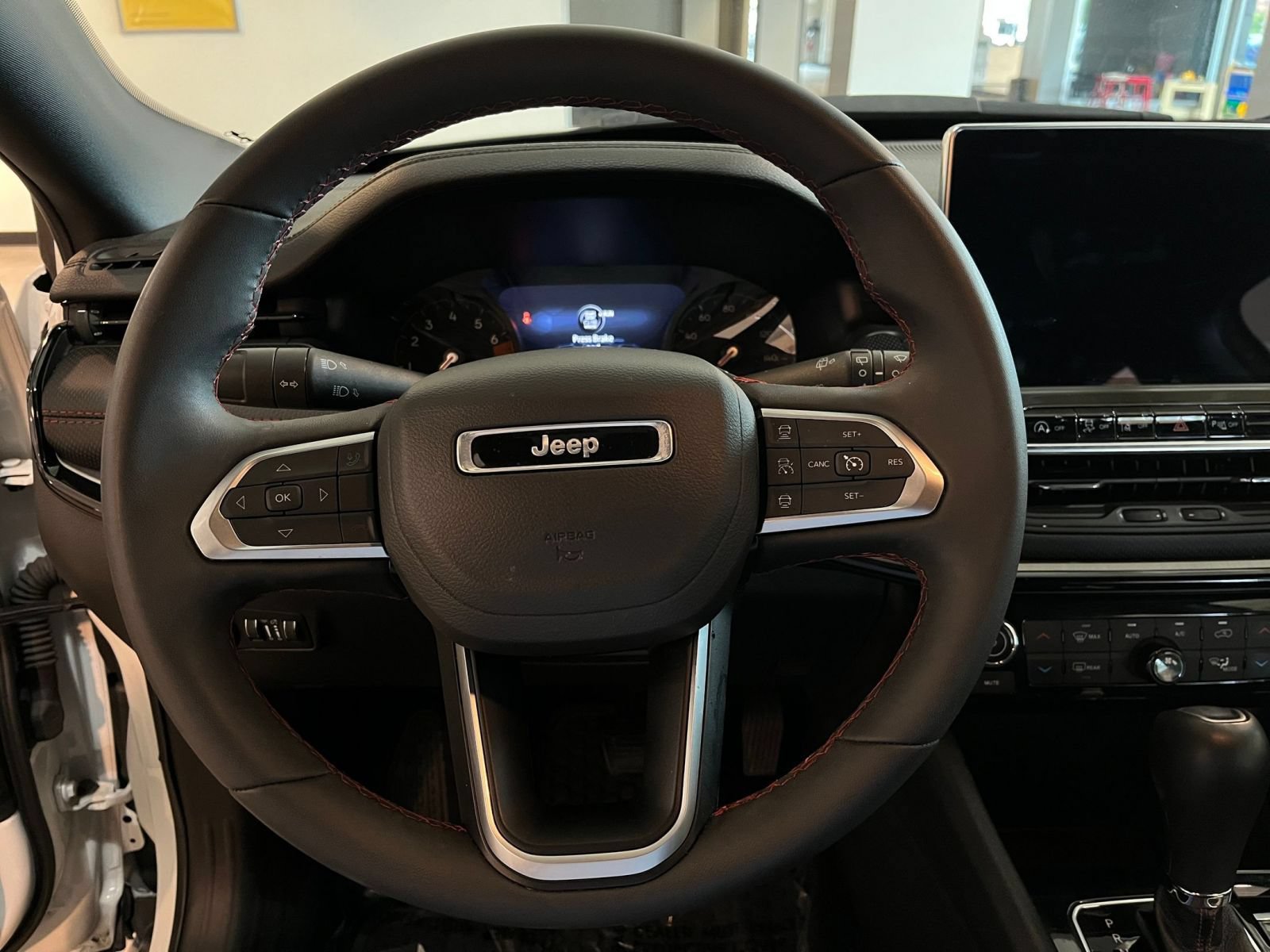 Thumbnail: 2025 Jeep Compass - 27
