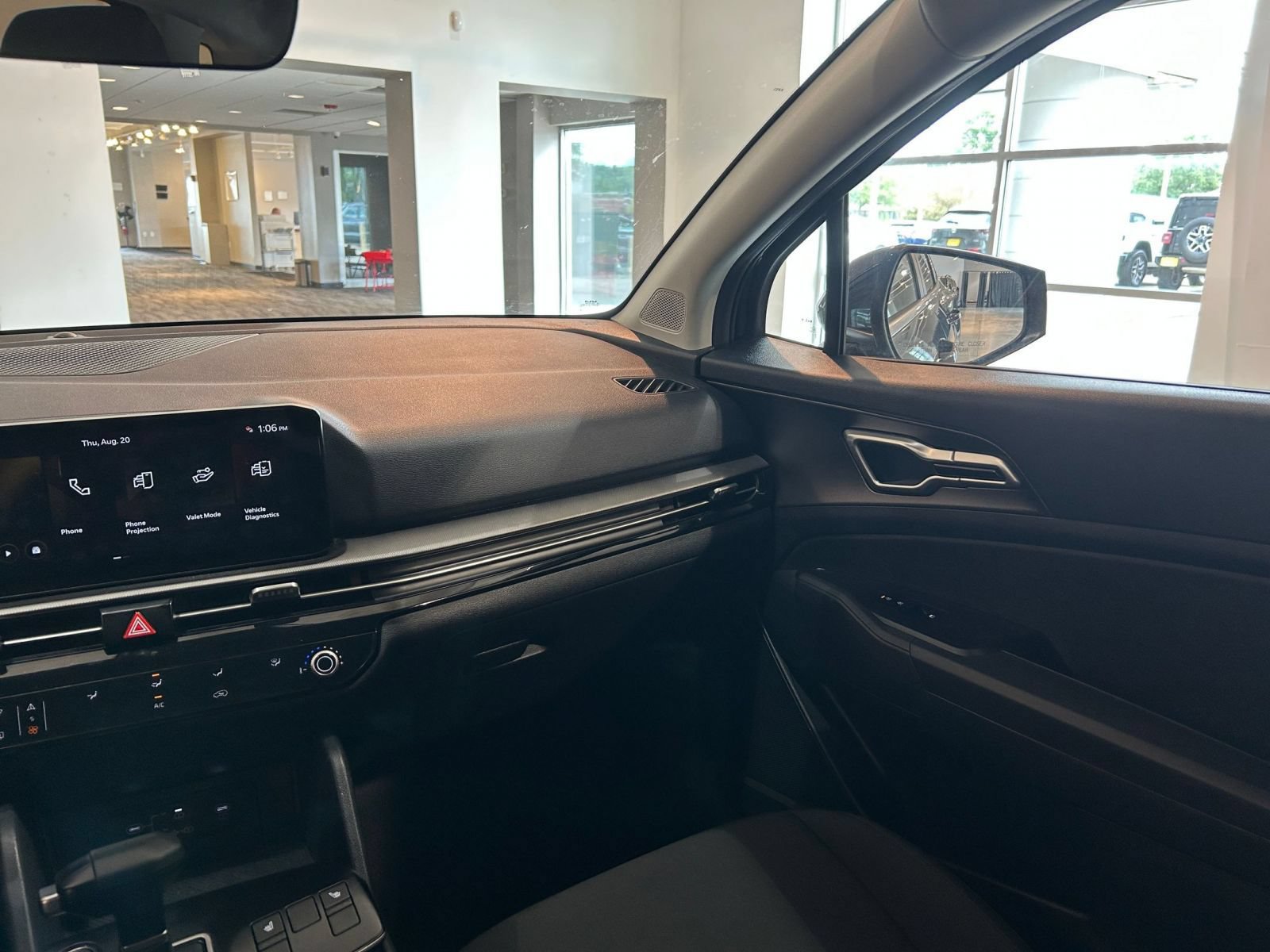 Thumbnail: 2026 Kia Sportage - 35