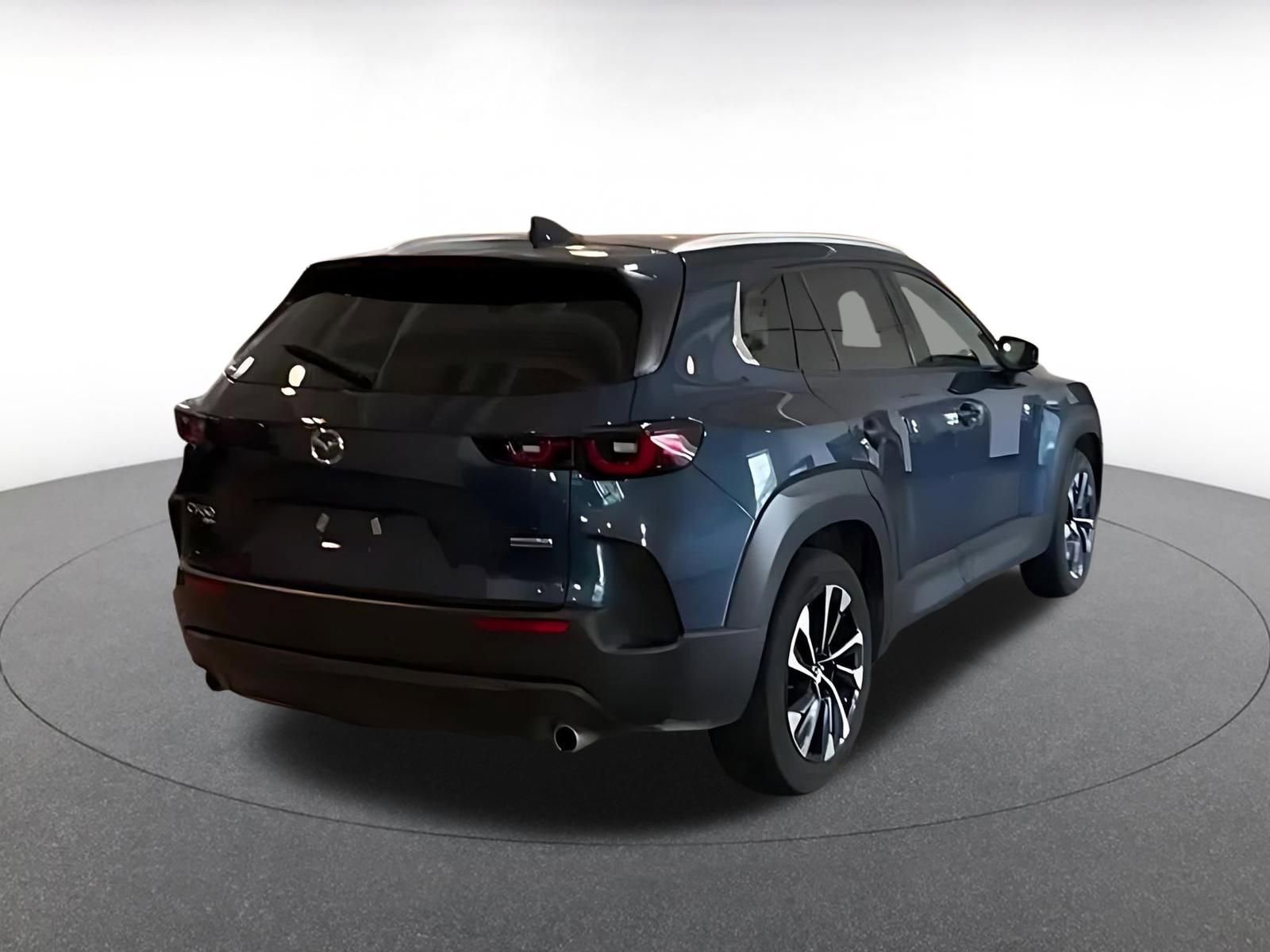 Thumbnail: 2025 Mazda CX-50 - 12