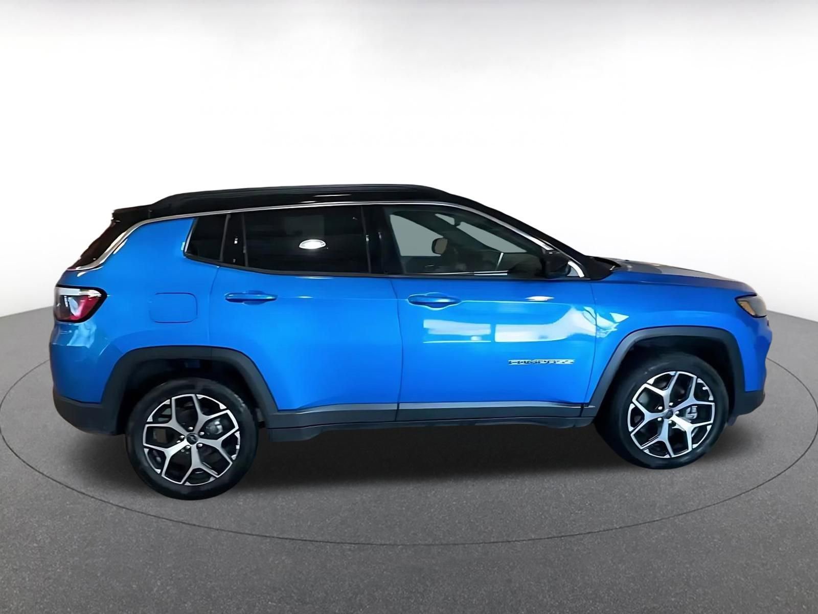Thumbnail: 2025 Jeep Compass - 15