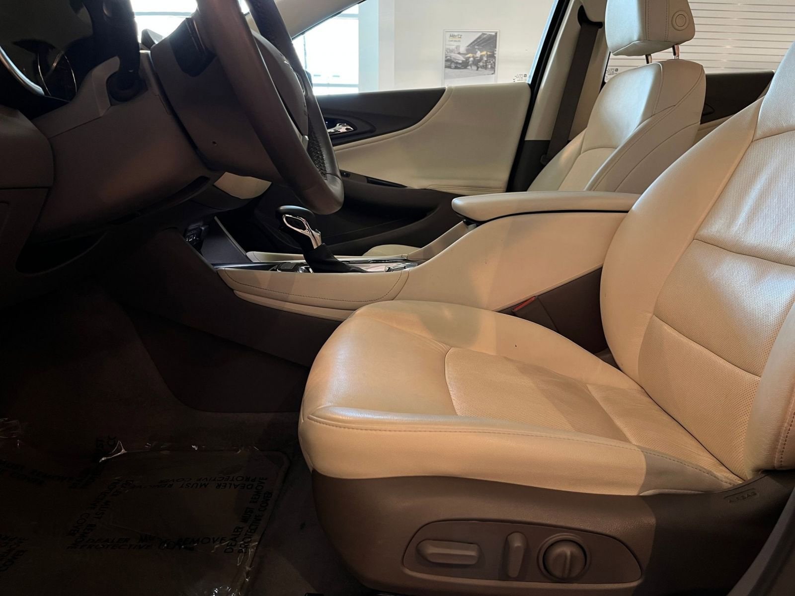 Thumbnail: 2024 Chevrolet Malibu - 27