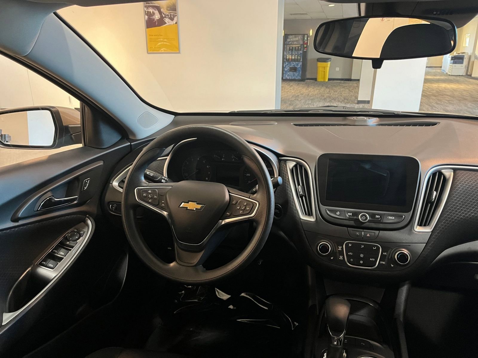 Thumbnail: 2024 Chevrolet Malibu - 34