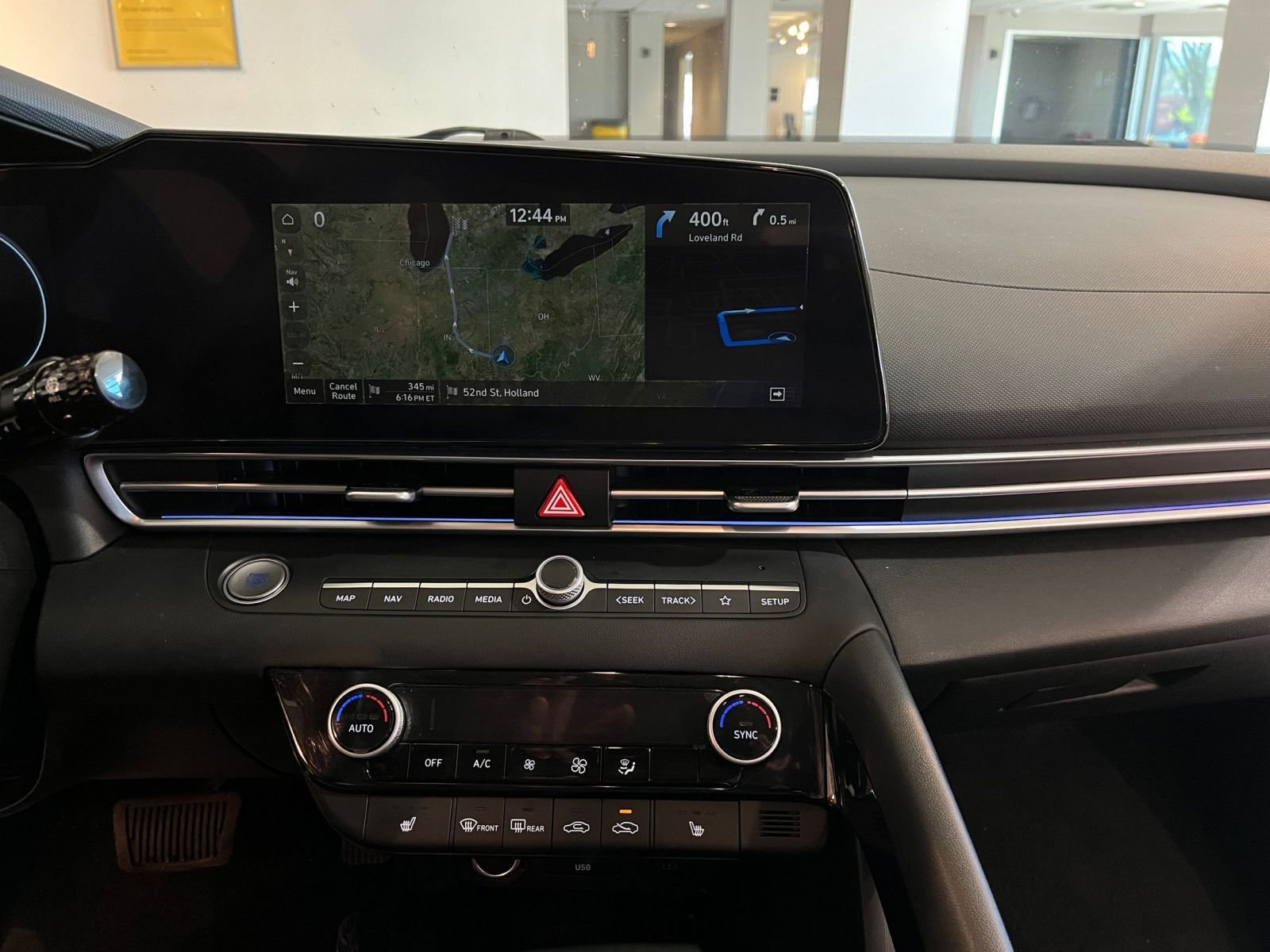 Thumbnail: 2025 Hyundai Elantra - 17