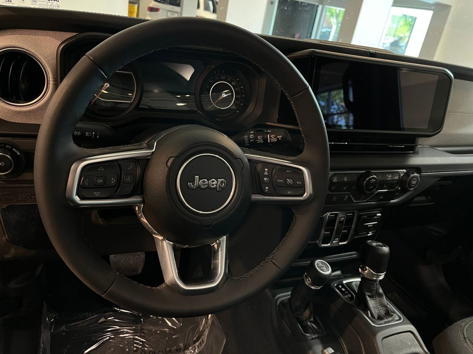Thumbnail: 2025 Jeep Wrangler - 28