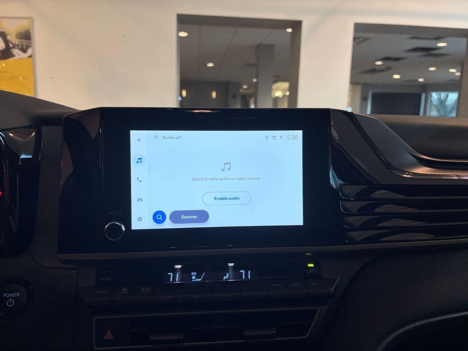 Thumbnail: 2025 Toyota Camry - 21