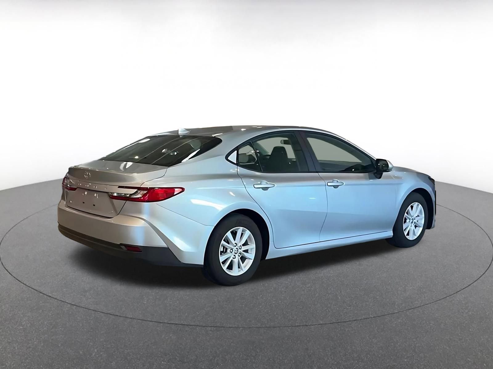 Thumbnail: 2025 Toyota Camry - 15