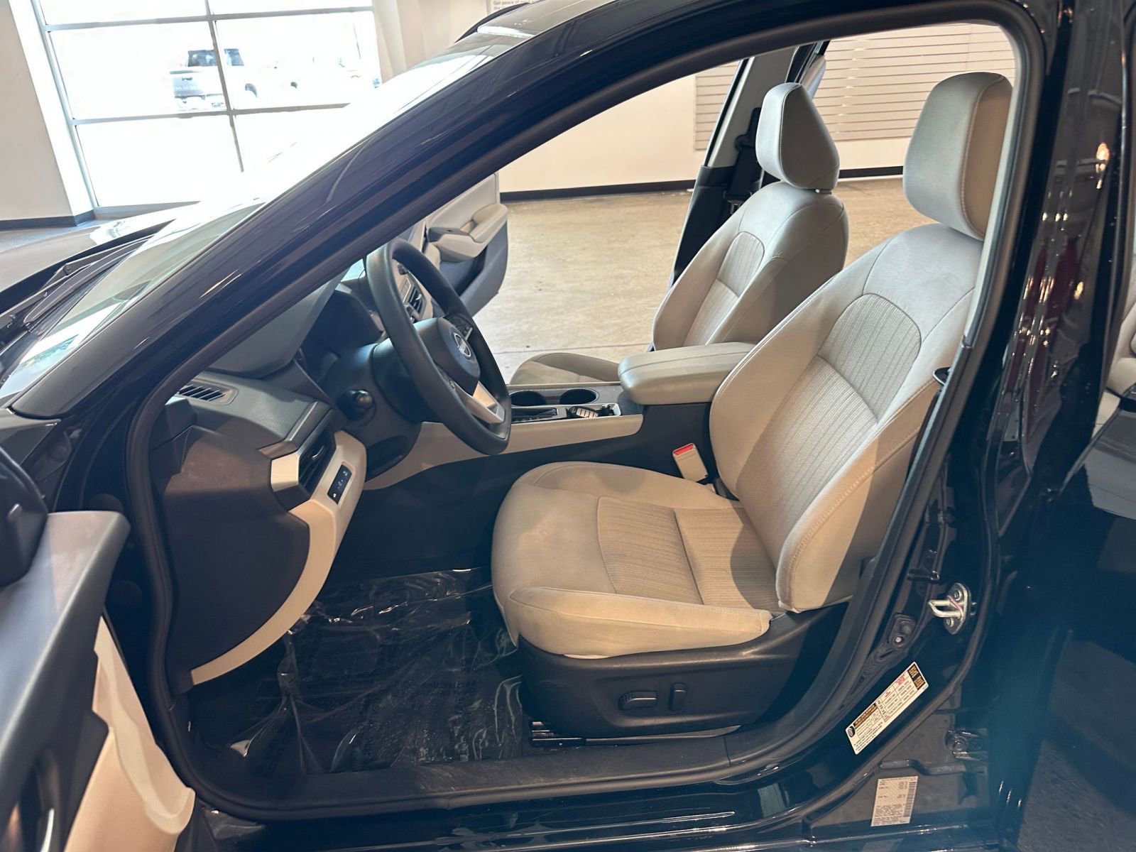 Thumbnail: 2025 Nissan Altima - 25