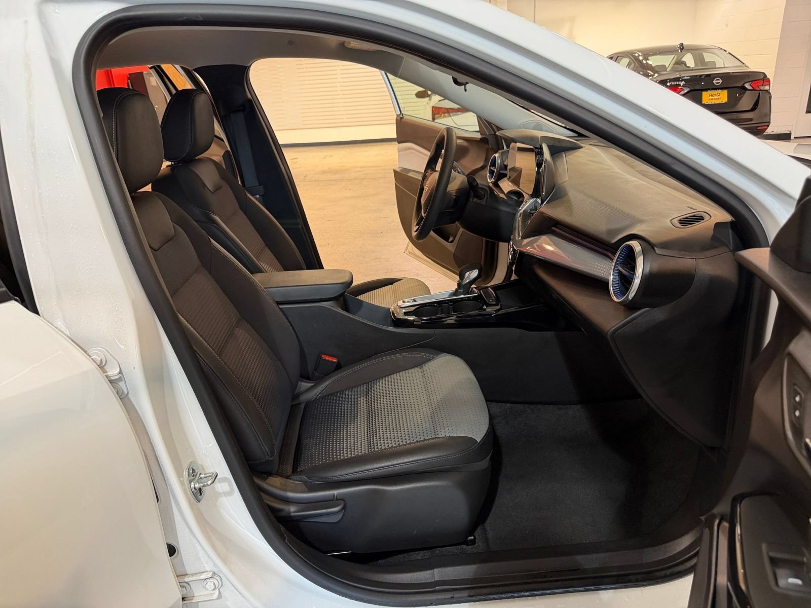 Thumbnail: 2025 Chevrolet Trax - 34