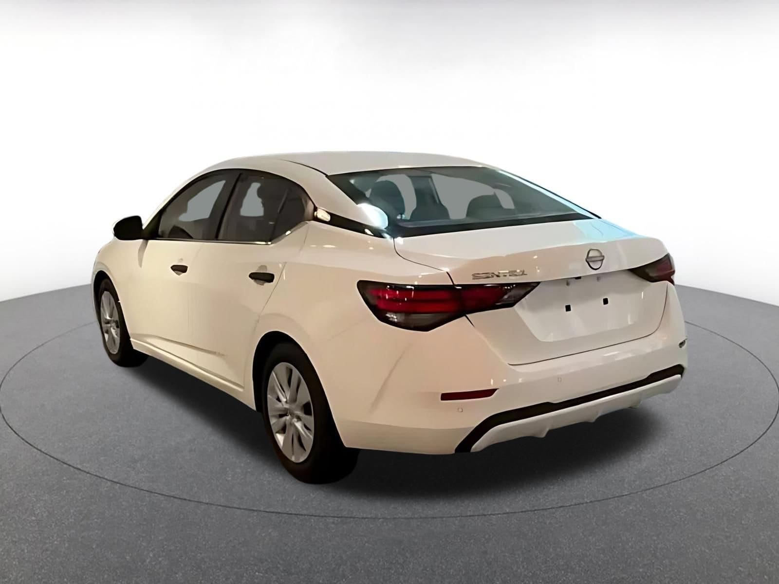Thumbnail: 2025 Nissan Sentra - 11