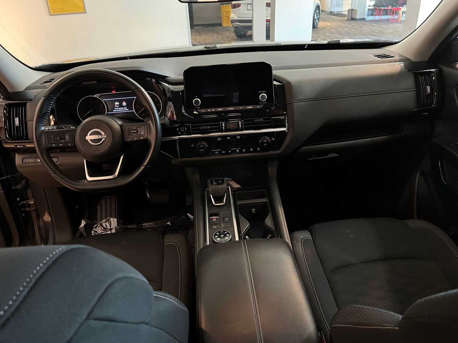 Thumbnail: 2025 Nissan Pathfinder - 35