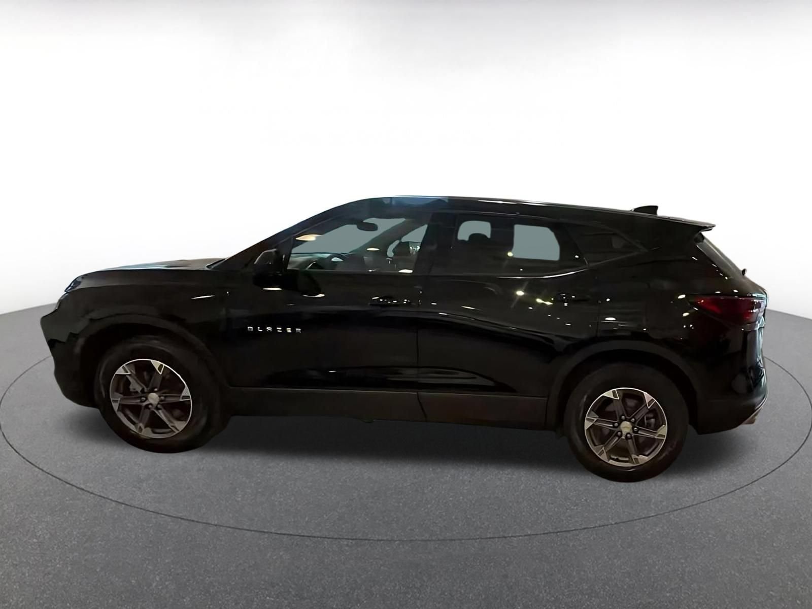 Thumbnail: 2025 Chevrolet Blazer - 8