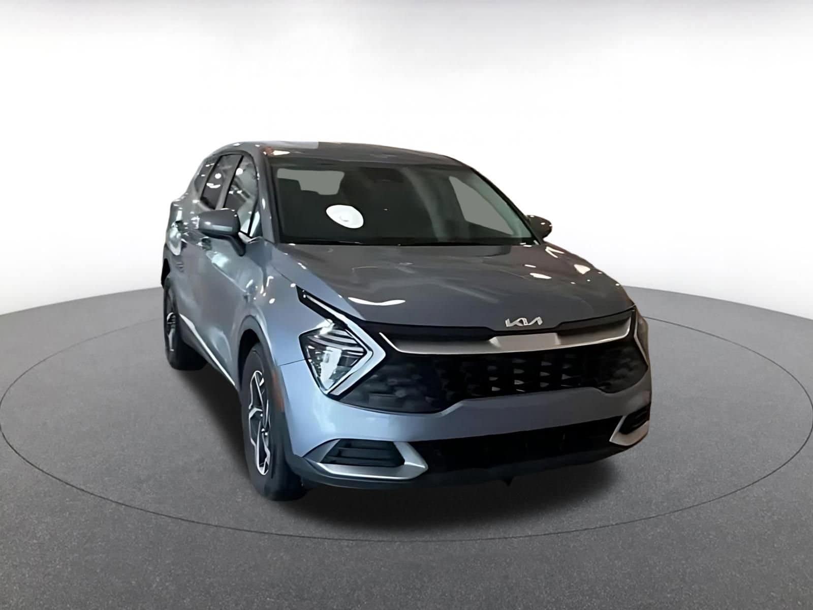 Thumbnail: 2025 Kia Sportage - 3