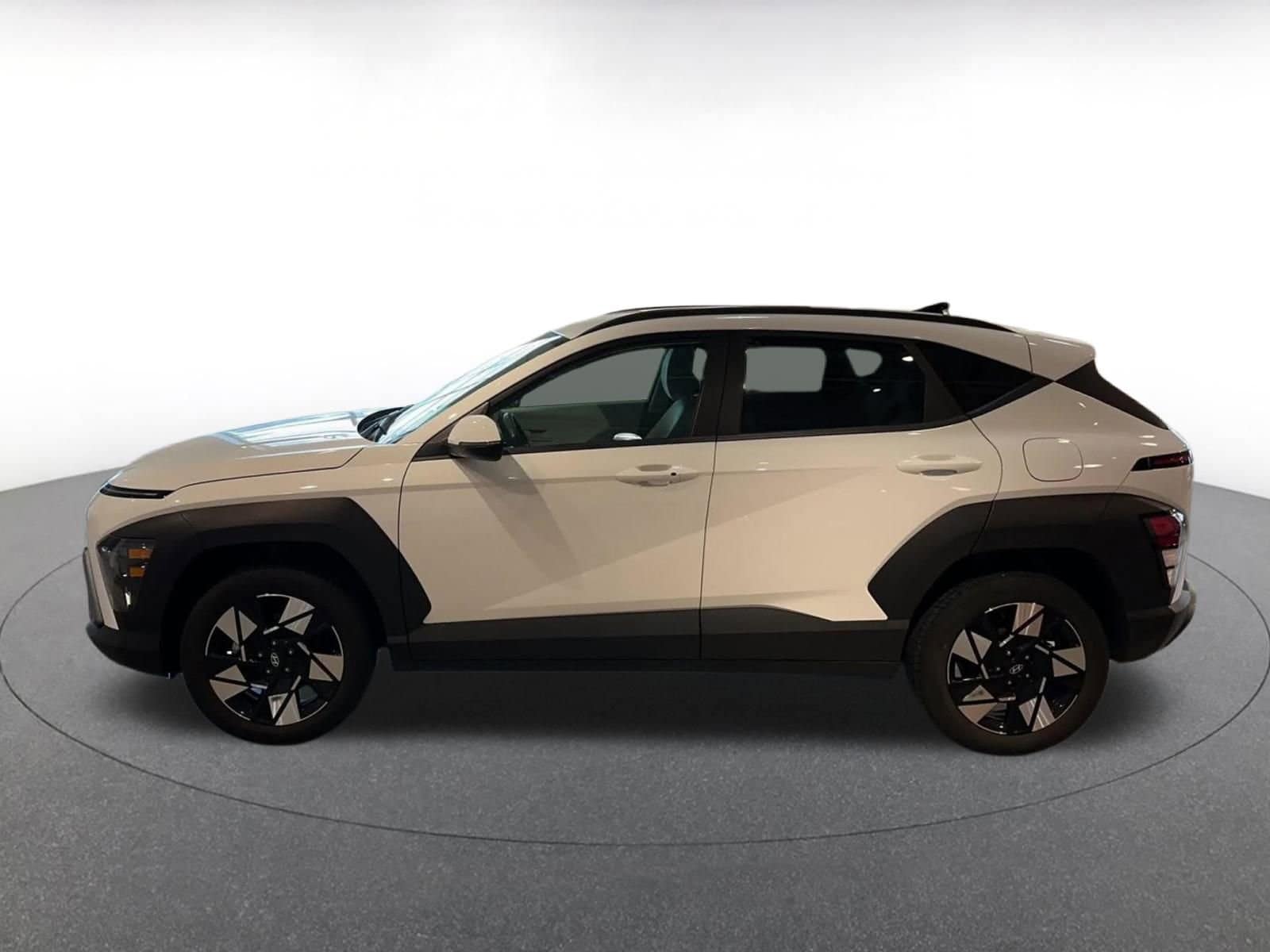 Thumbnail: 2025 Hyundai Kona - 9