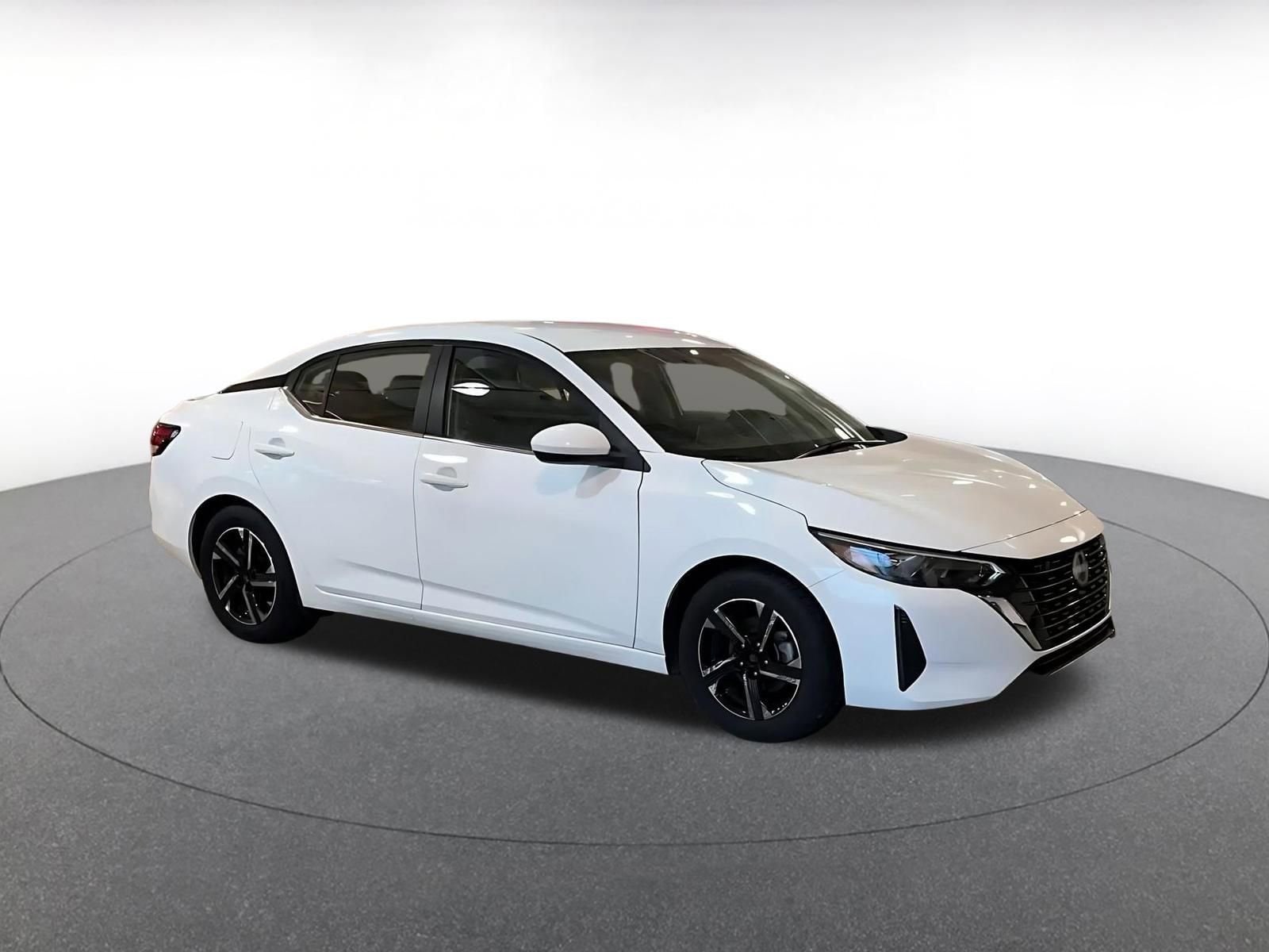 Thumbnail: 2025 Nissan Sentra - 2