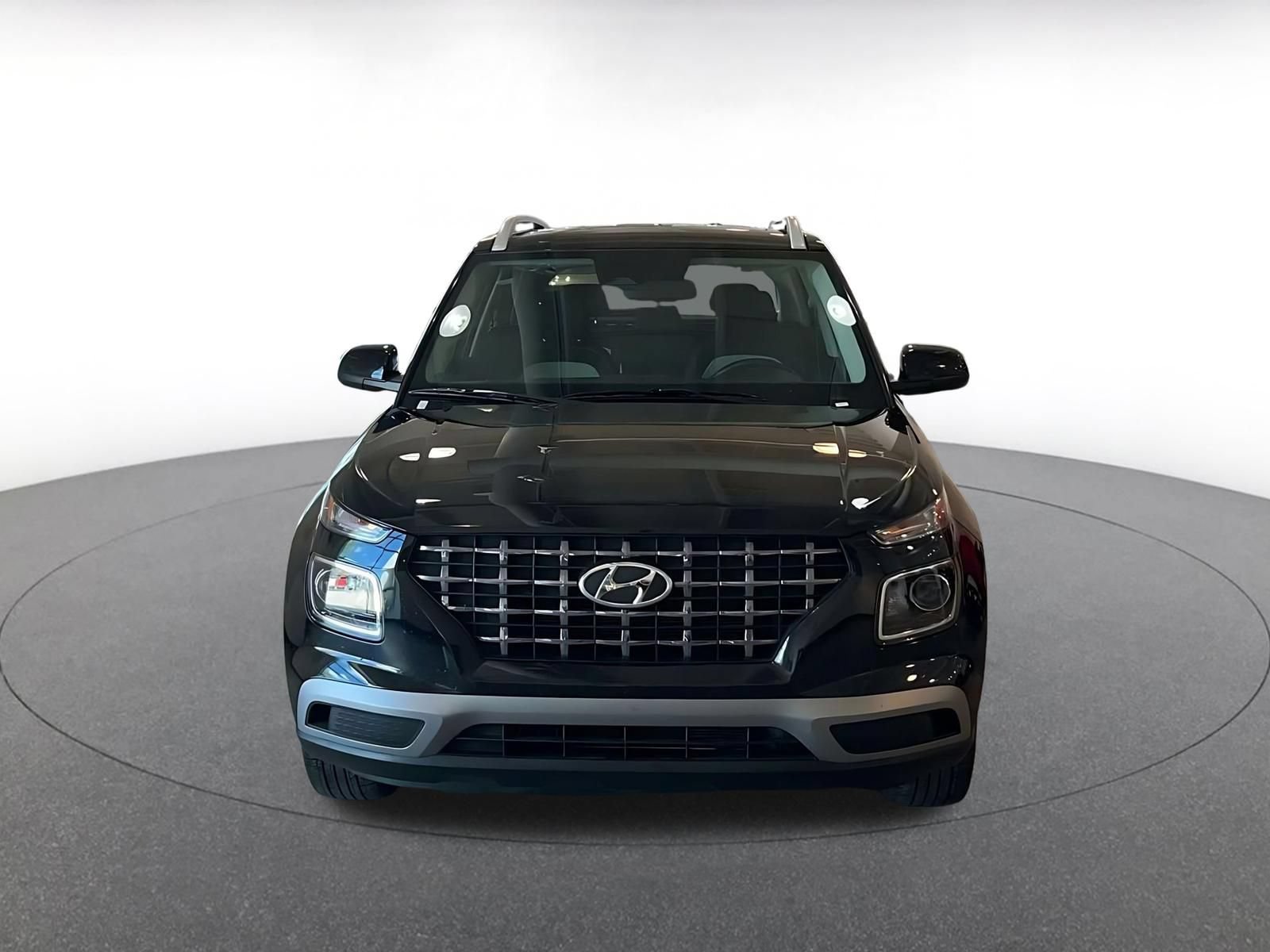 Thumbnail: 2026 Hyundai Venue - 4