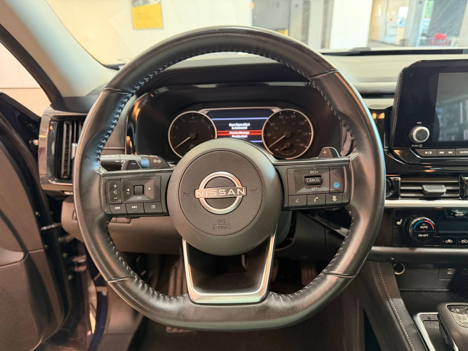 Thumbnail: 2025 Nissan Pathfinder - 24