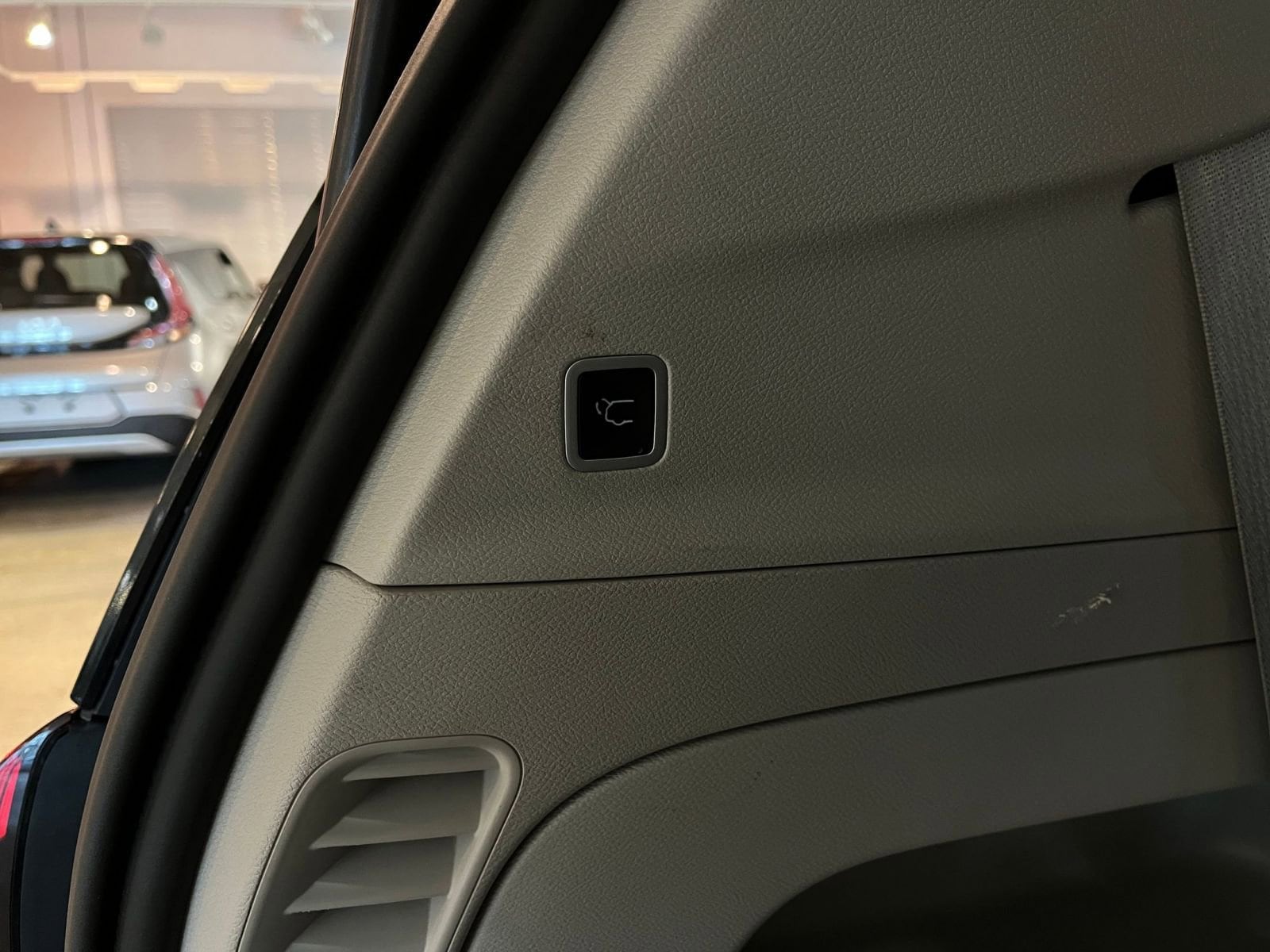 Thumbnail: 2024 Chrysler Pacifica - 23