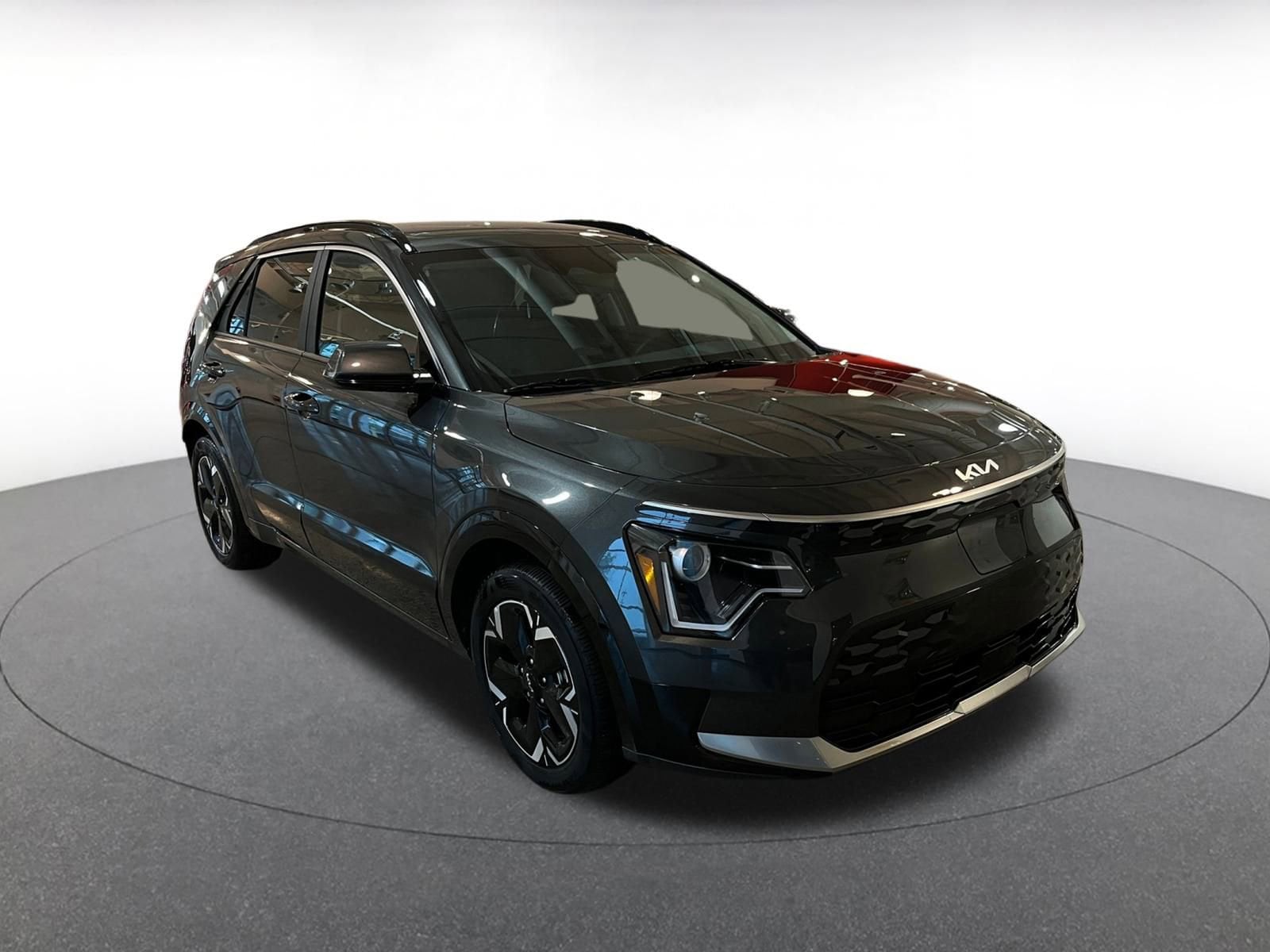 Thumbnail: 2023 Kia Niro - 1