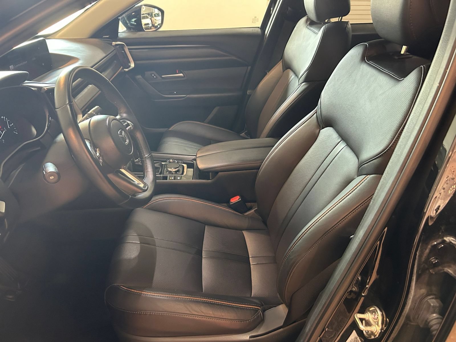 Thumbnail: 2026 Mazda CX-50 - 27