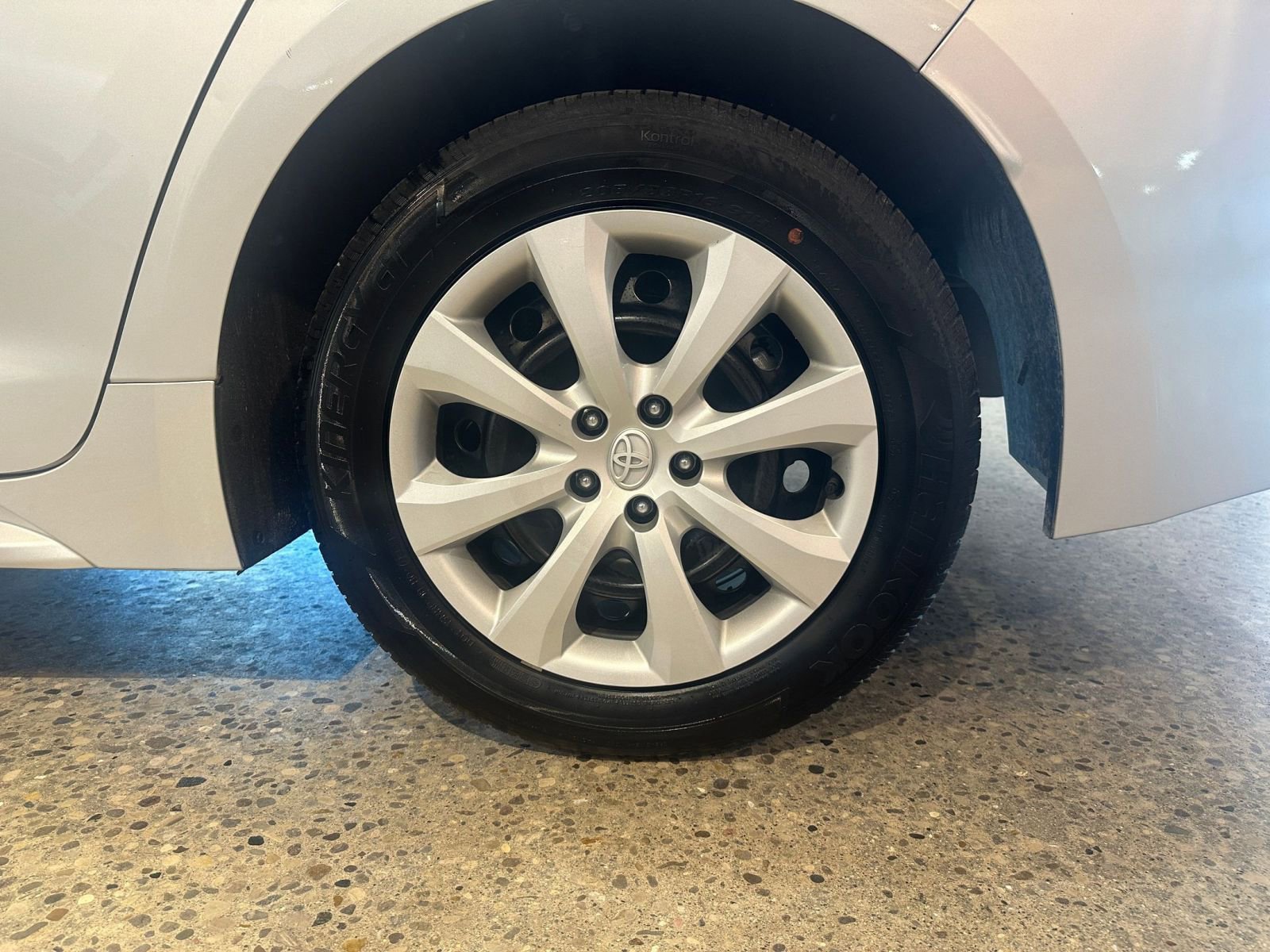 Thumbnail: 2024 Toyota Corolla - 28