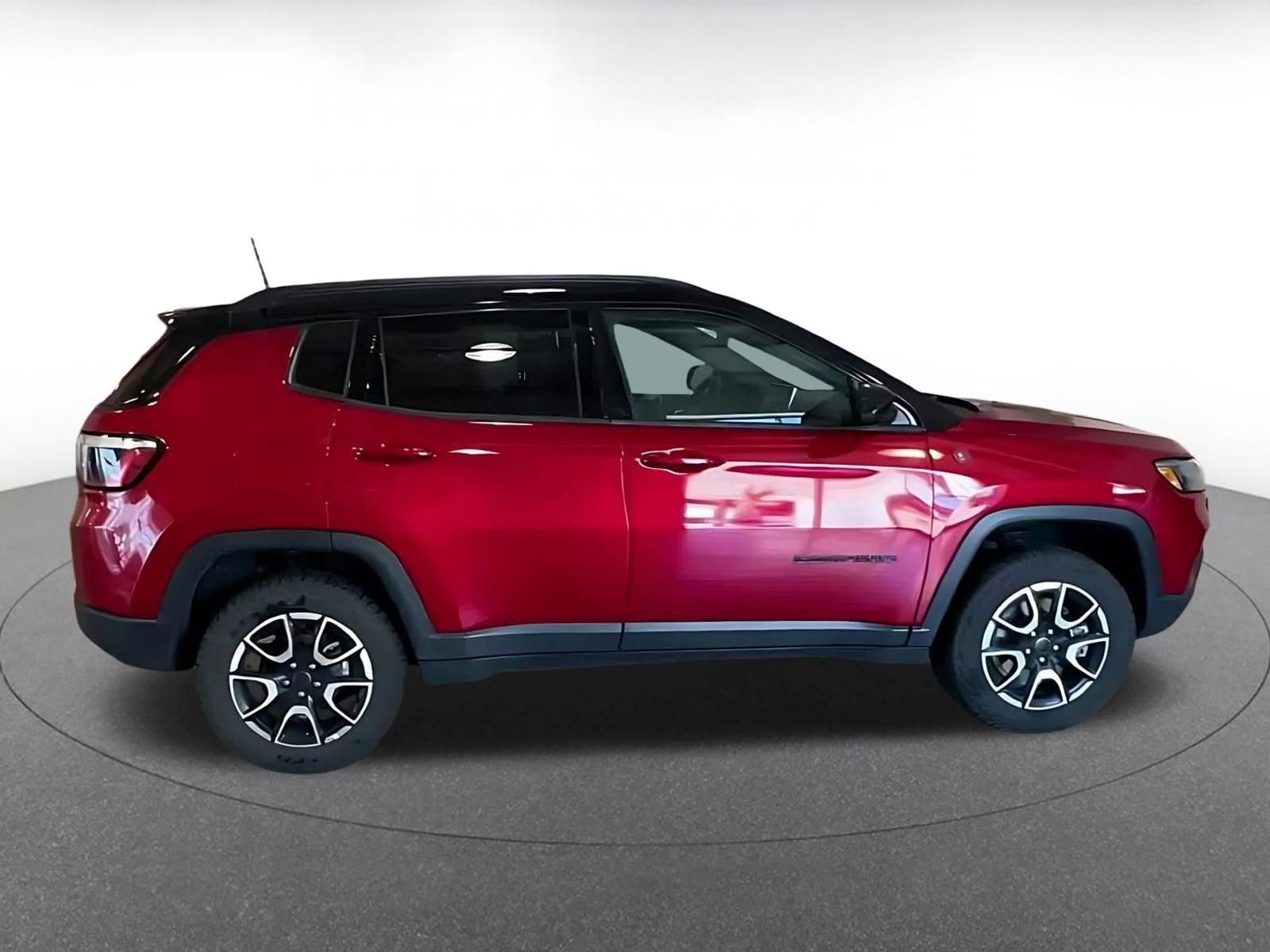 Thumbnail: 2025 Jeep Compass - 15