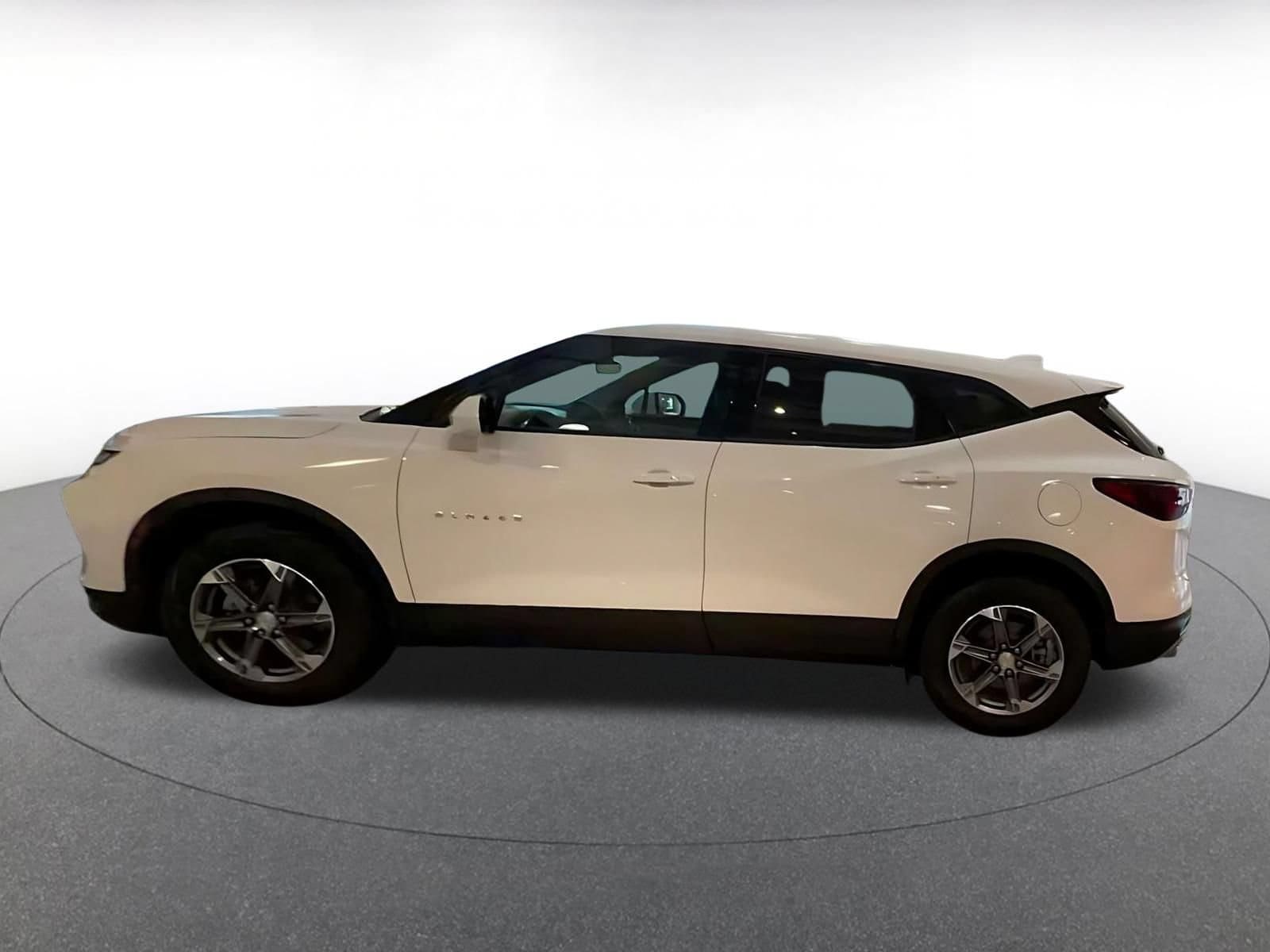 Thumbnail: 2025 Chevrolet Blazer - 10