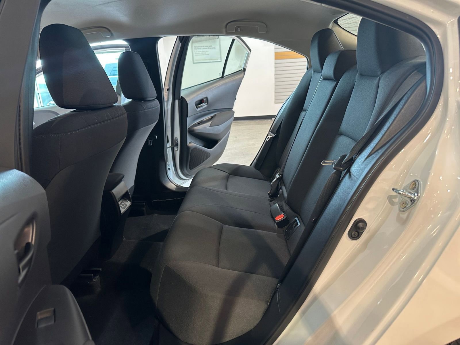 Thumbnail: 2025 Toyota Corolla - 24