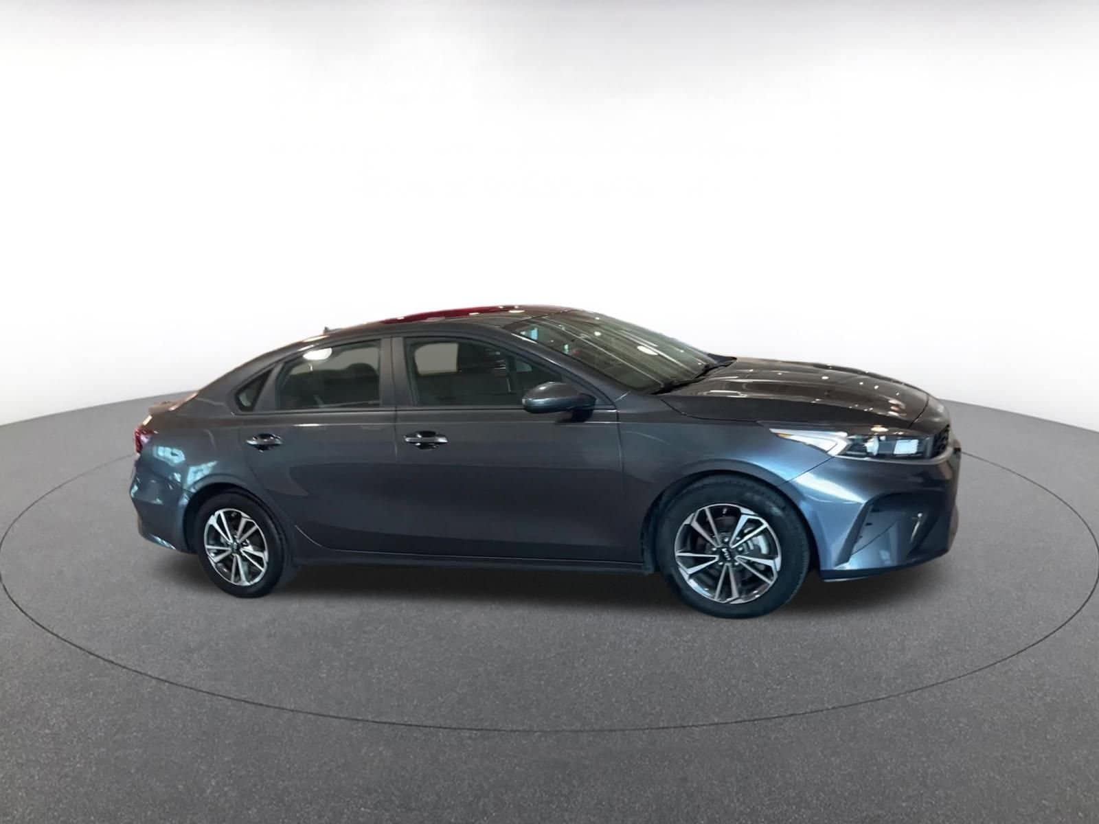 Thumbnail: 2024 Kia Forte - 2