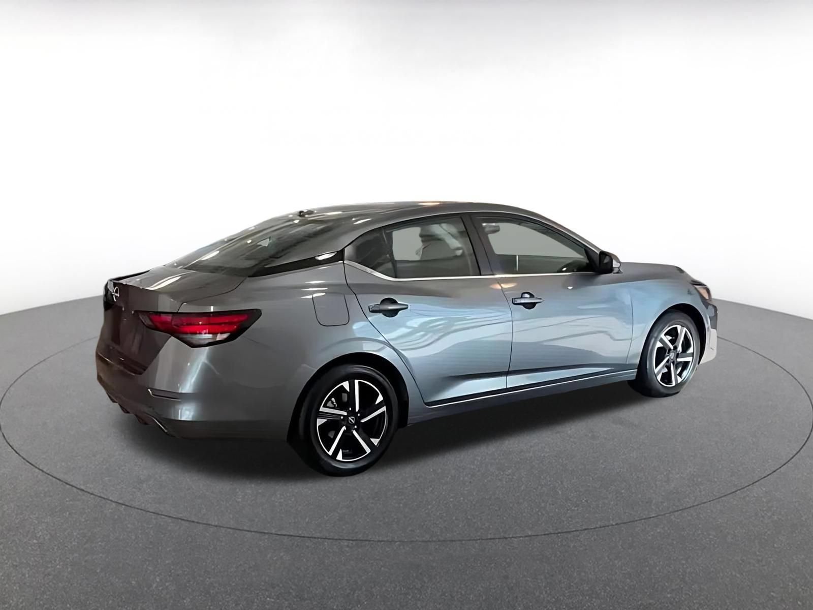 Thumbnail: 2025 Nissan Sentra - 11