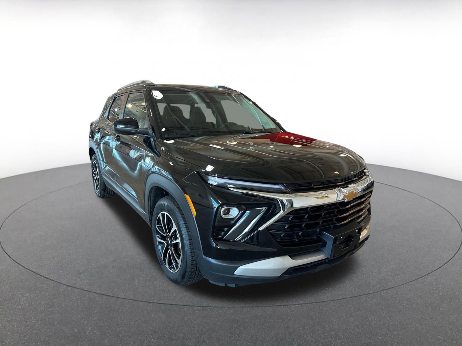 Thumbnail: 2025 Chevrolet TrailBlazer - 1