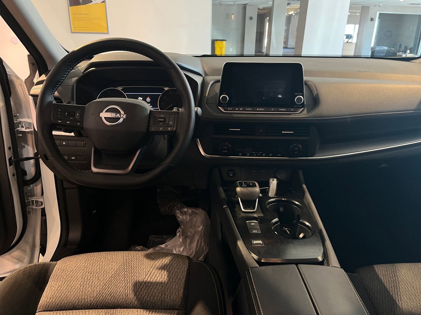 Thumbnail: 2025 Nissan Rogue - 35