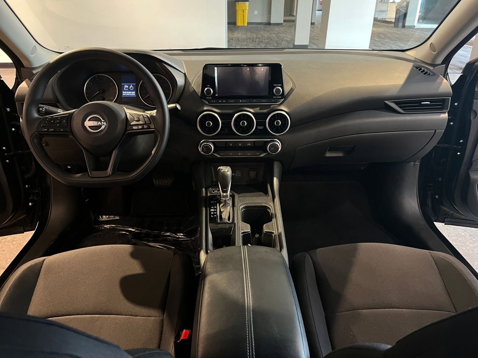 Thumbnail: 2025 Nissan Sentra - 32