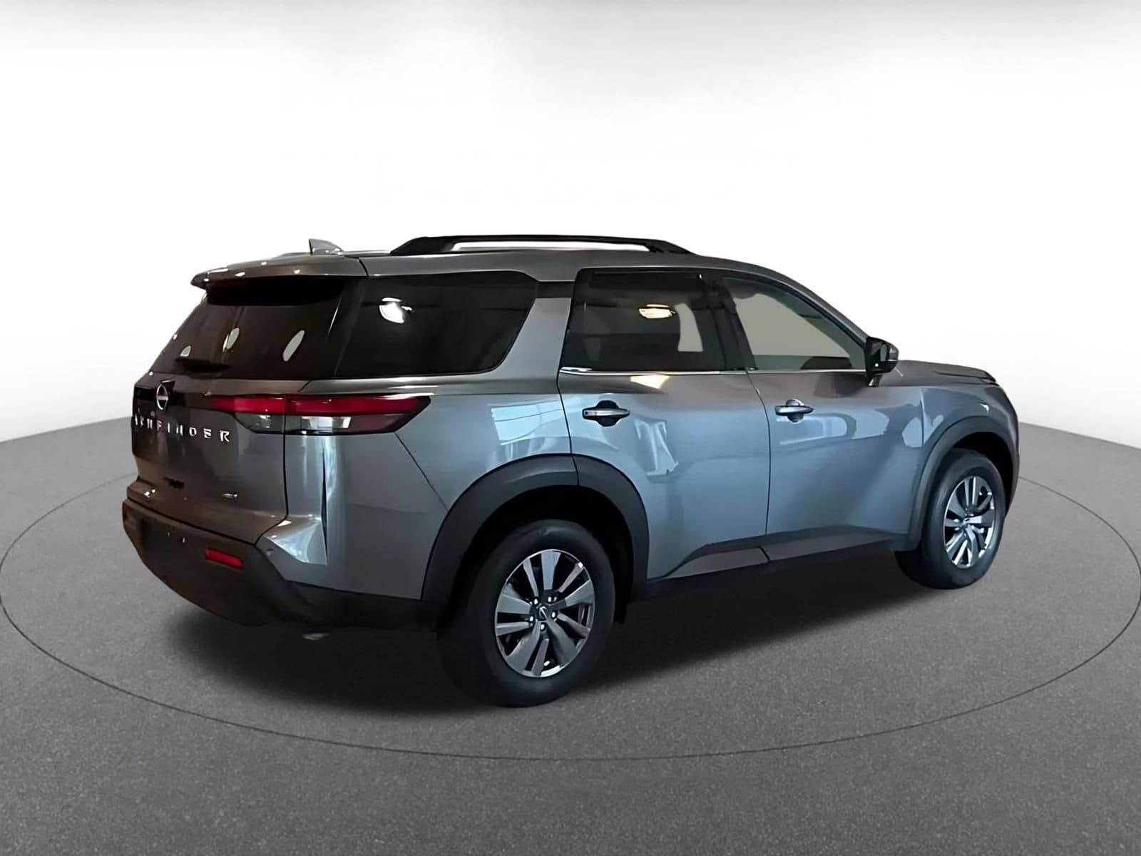 Thumbnail: 2025 Nissan Pathfinder - 15