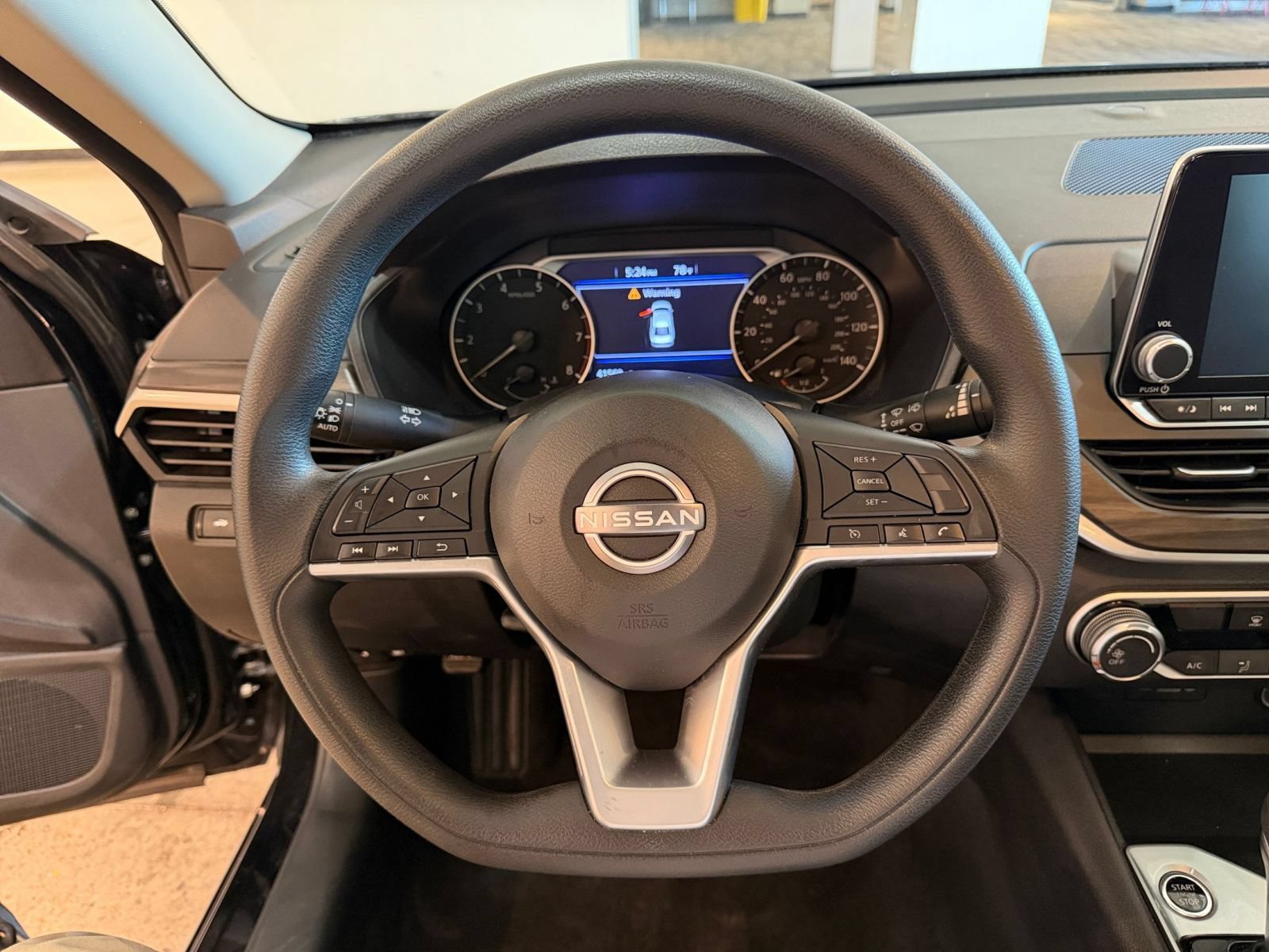 Thumbnail: 2025 Nissan Altima - 27