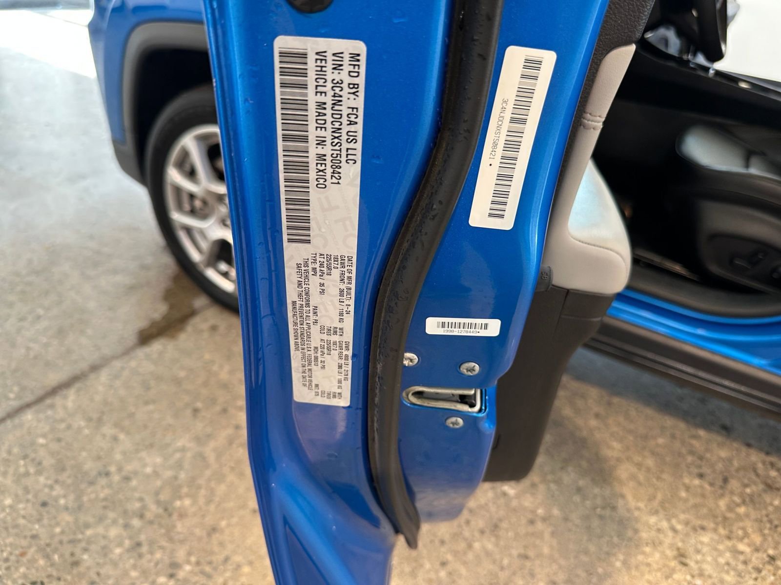 Thumbnail: 2025 Jeep Compass - 29