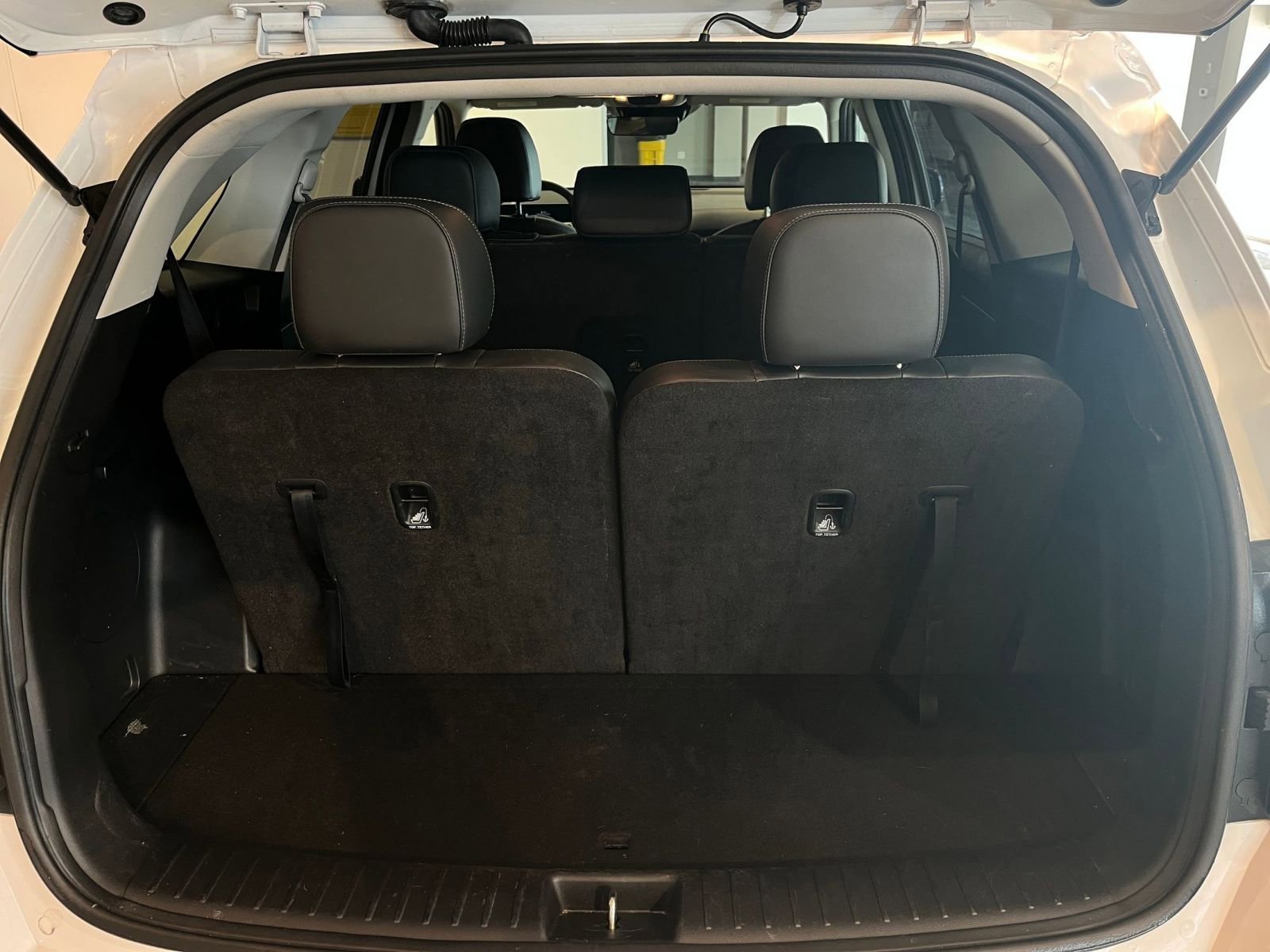 Thumbnail: 2024 Kia Sorento - 32