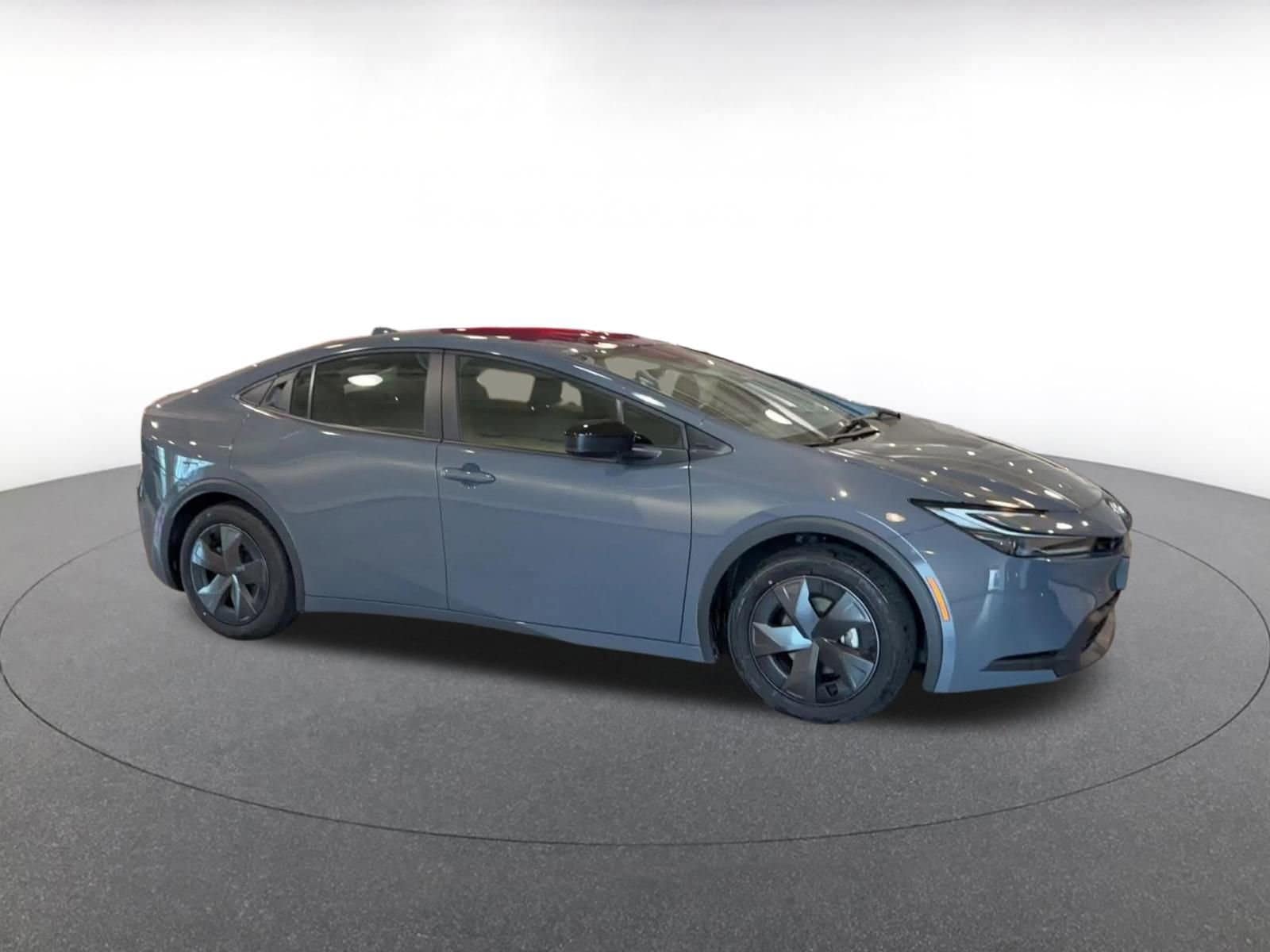 Thumbnail: 2025 Toyota Prius - 2