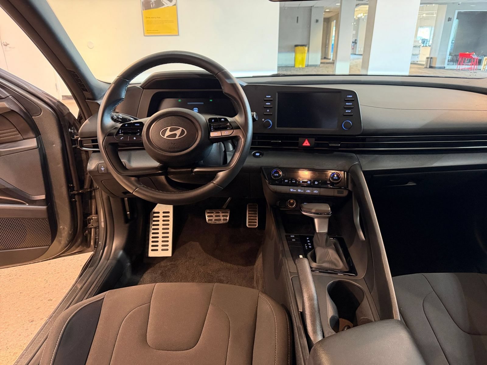 Thumbnail: 2026 Hyundai Elantra - 32
