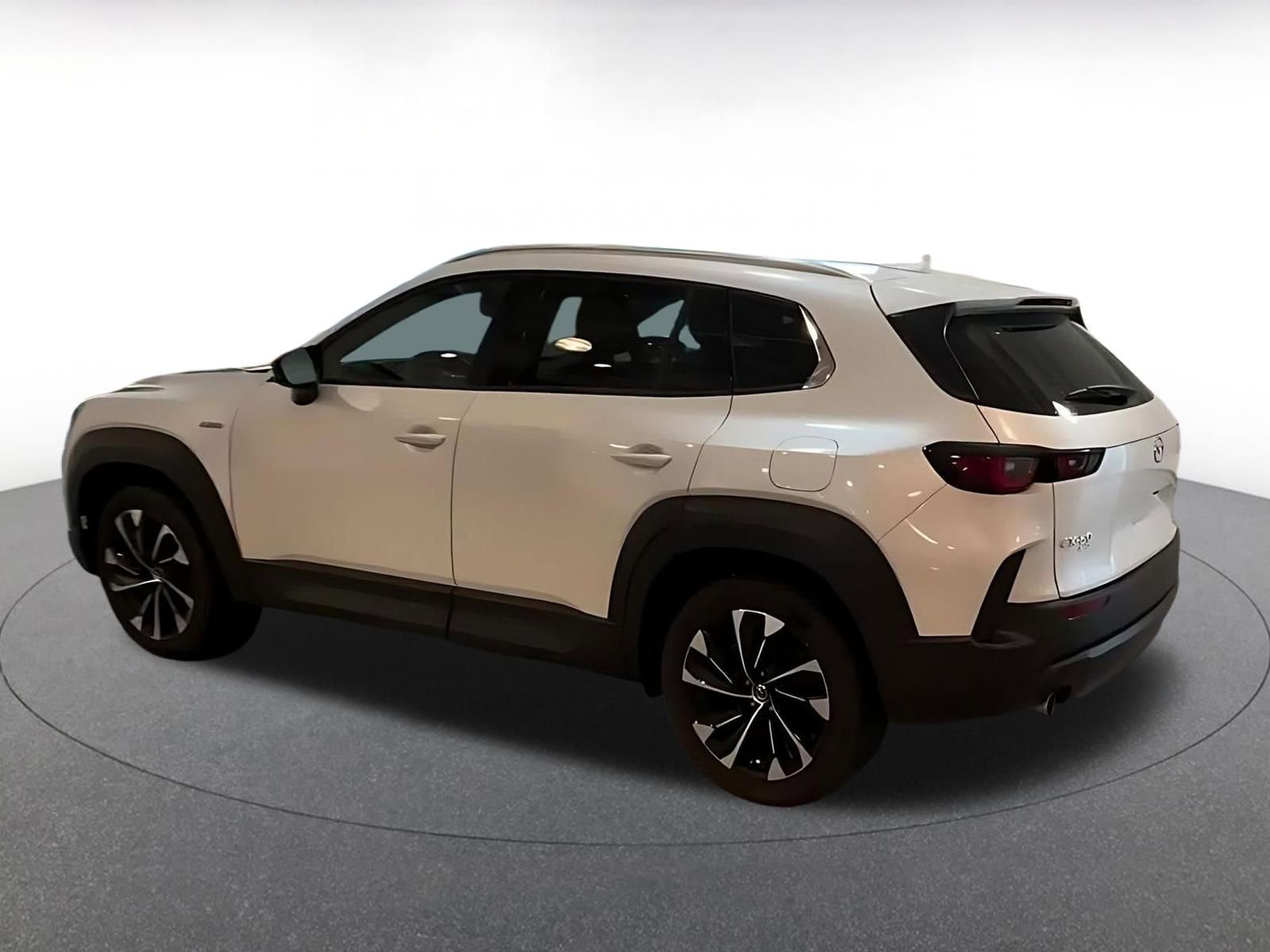 Thumbnail: 2025 Mazda CX-50 - 10