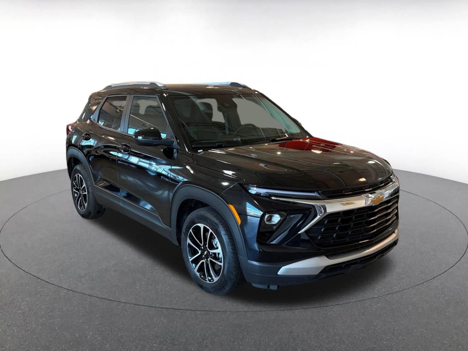 Thumbnail: 2025 Chevrolet TrailBlazer - 1