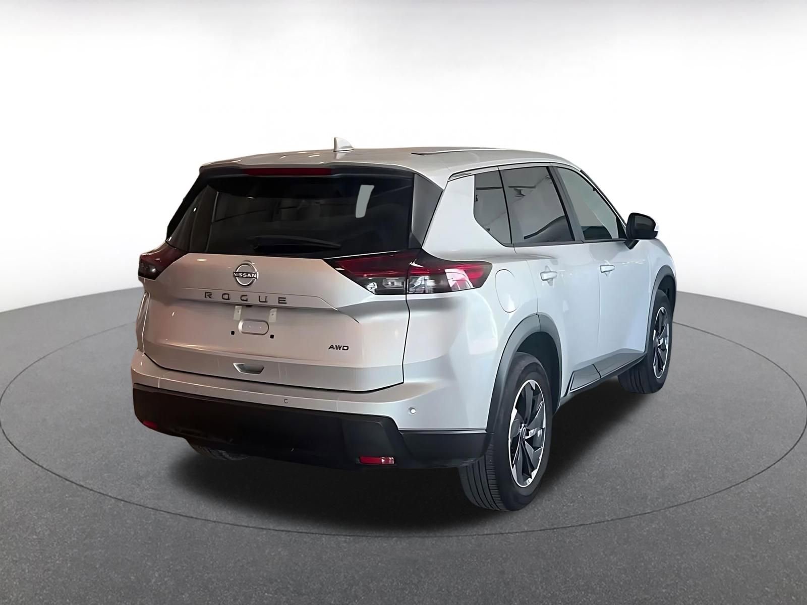 Thumbnail: 2025 Nissan Rogue - 15