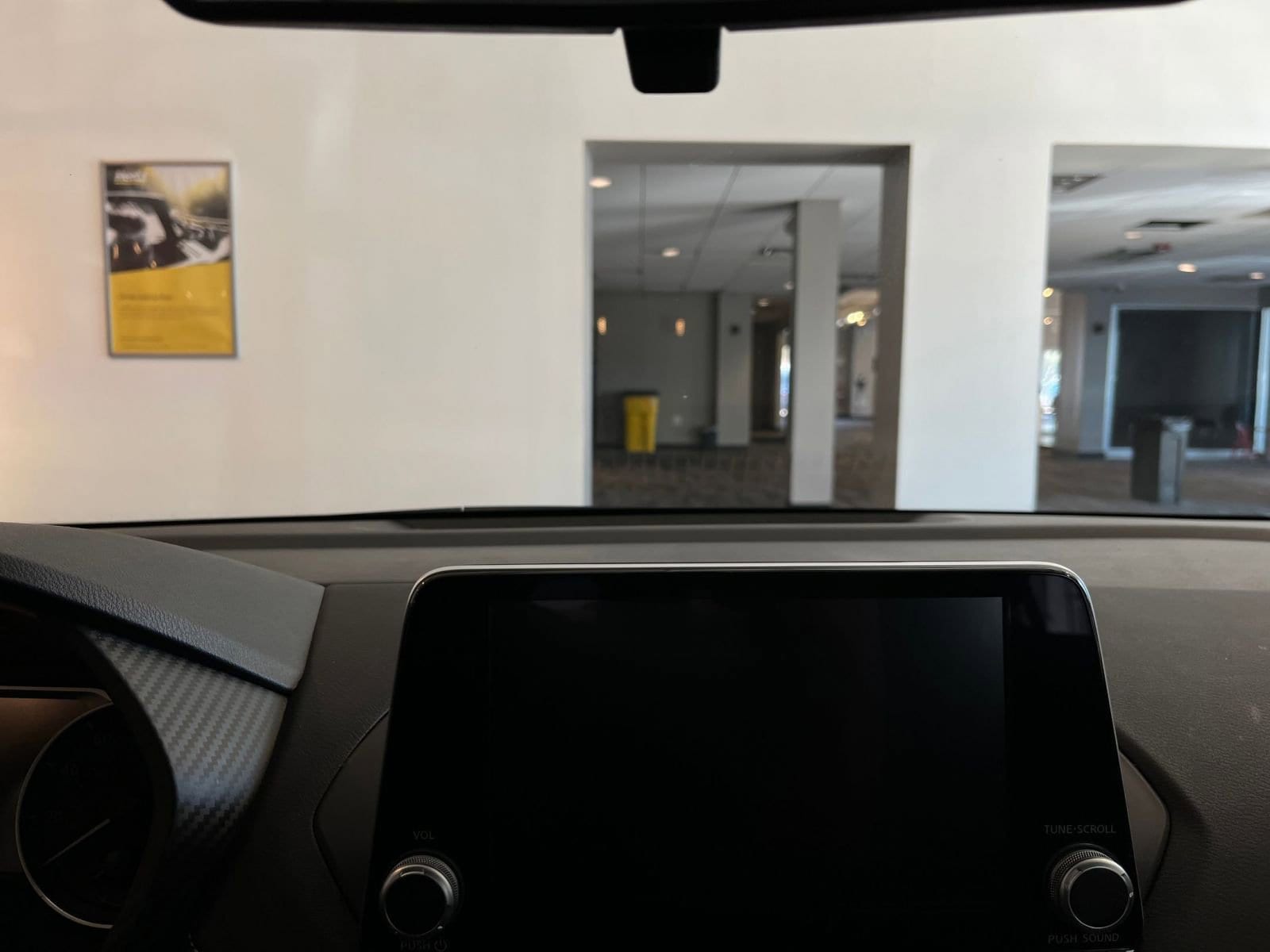 Thumbnail: 2024 Nissan Sentra - 18