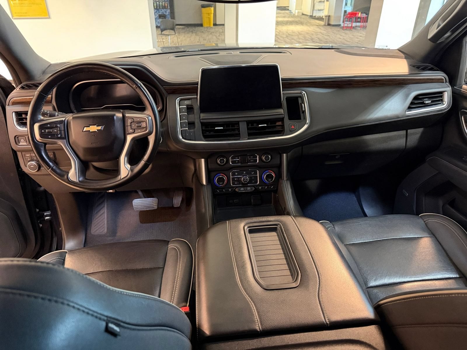 Thumbnail: 2023 Chevrolet Suburban - 34