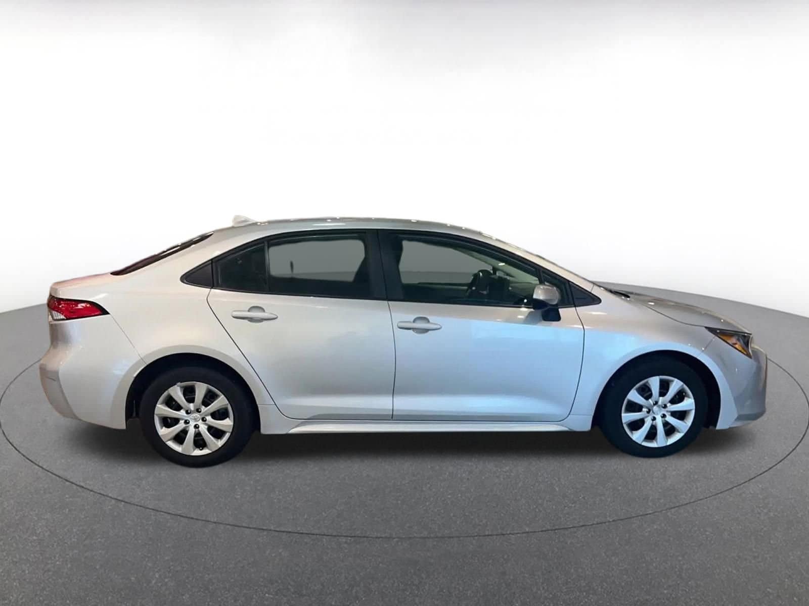 Thumbnail: 2025 Toyota Corolla - 16