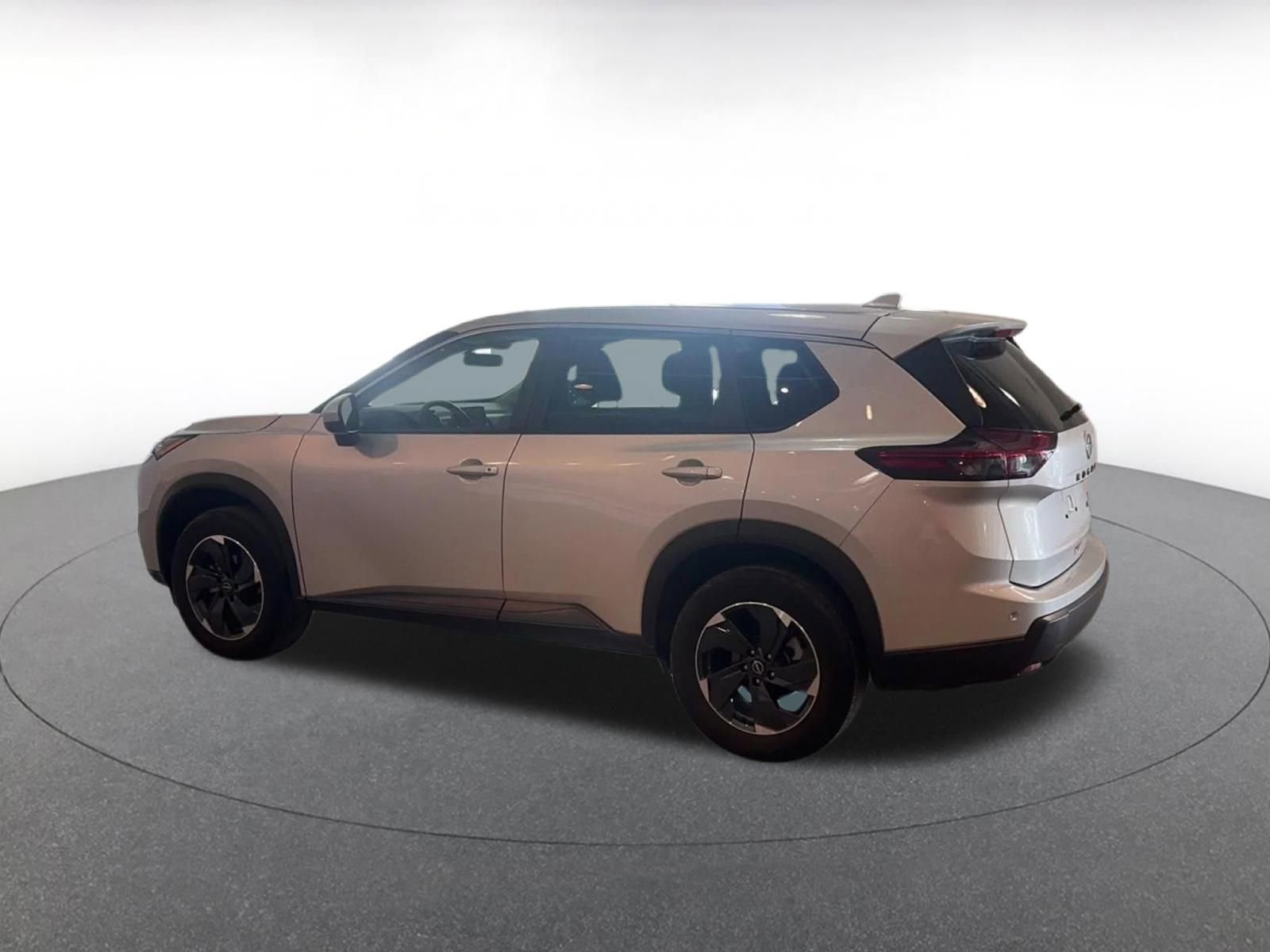 Thumbnail: 2025 Nissan Rogue - 10